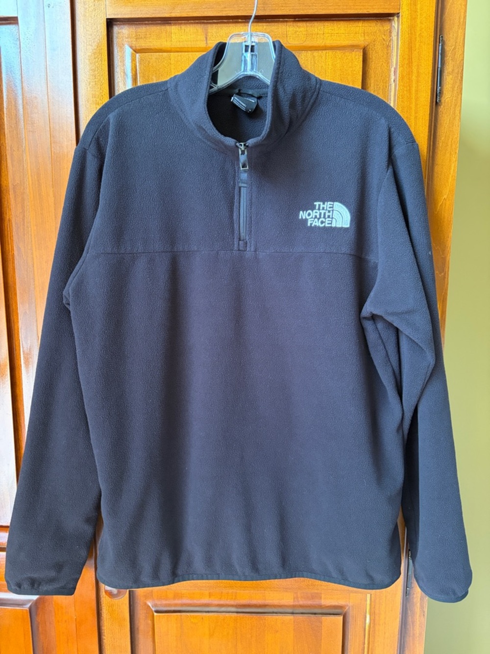 Men’s The North Face Black 1/4 Zip Fleece Pullover
